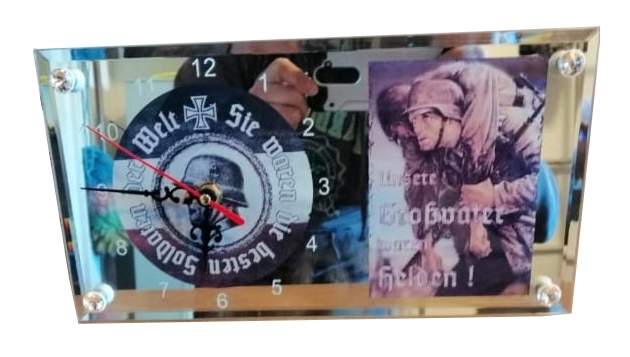 Standuhr aus Glas mit Bild - Wehrmacht